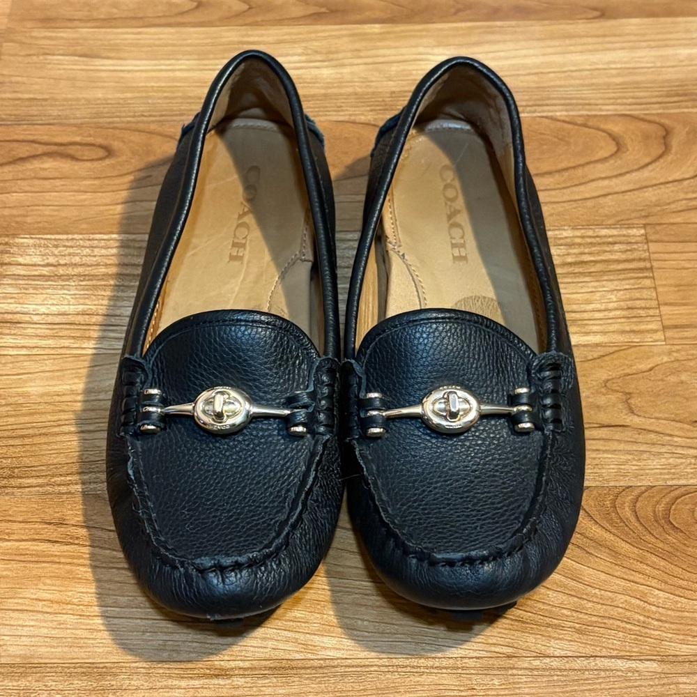 Coach Arlene Turnlock Pebble Grain Black Leather Loafers Sz 6.5B - Picture 3 of 10